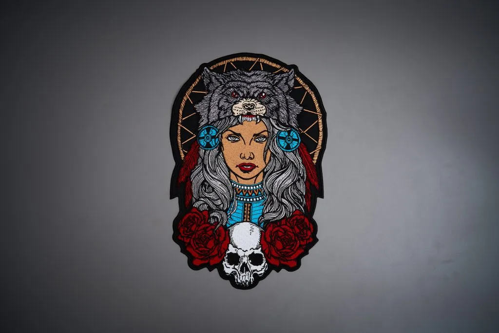 LADY WOLF PATCH (1)